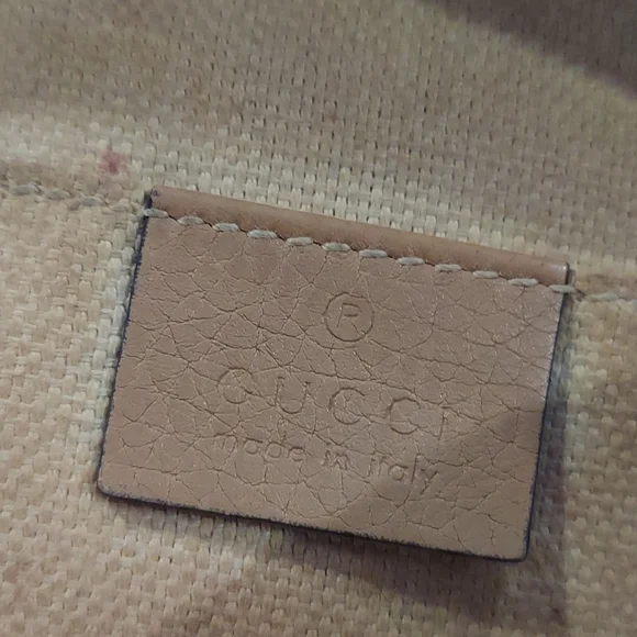 Gucci Tan Leather Crossbody Bag - Picture 9 of 16